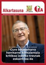 Aldizkaria irakurri